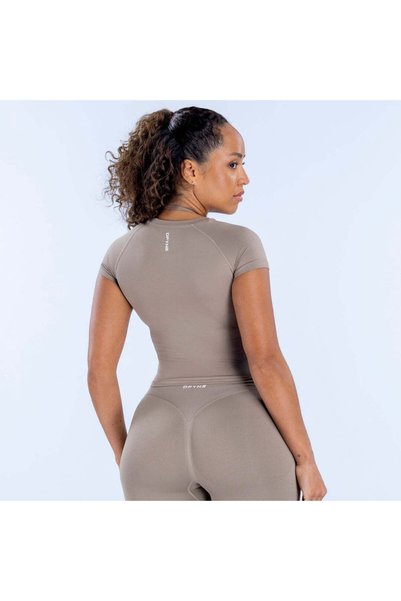 DFYNE Impact Short Sleeve Top |   World Tour Edition - New