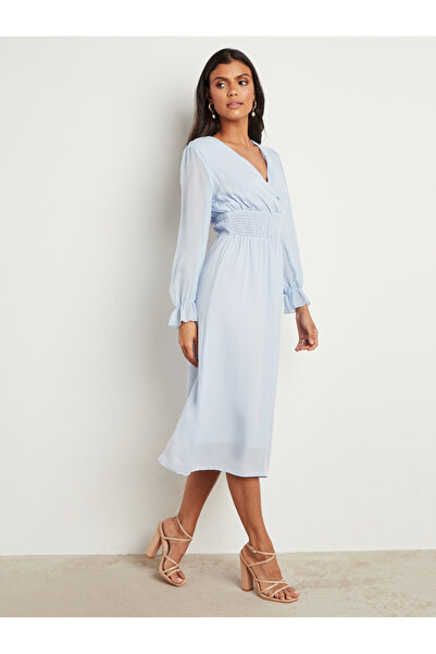 Styli Smocked Detail V Neck Midi Dress
