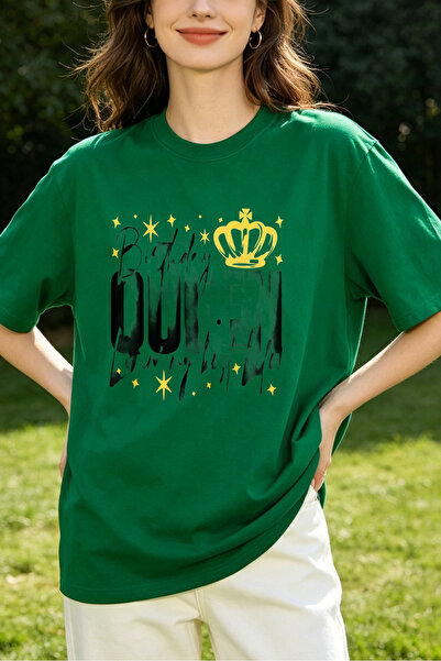 Fleck تي شيرت نسائي بطباعة جرافيك على شكل تاج ونجوم لأعياد الميلاد، تصميم فضف...