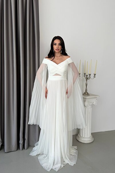 Serica Moda Beyaz Pliseli Kol Detaylı Straplez Abiye Elbise