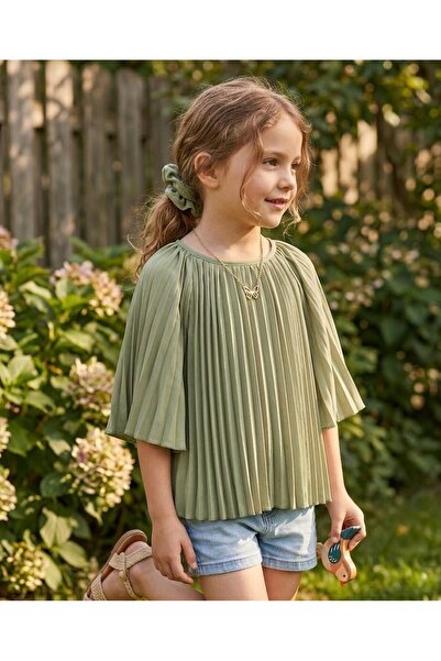 CUENTO KIDS Girl's Trendy Pleated Bat Sleeve Blouse with Accessories