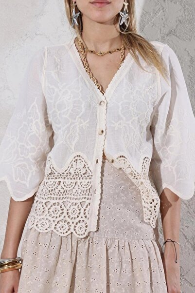 Suziş 100% Cotton Stone Beige Bluz with Lace and Embroidery Details M38405
