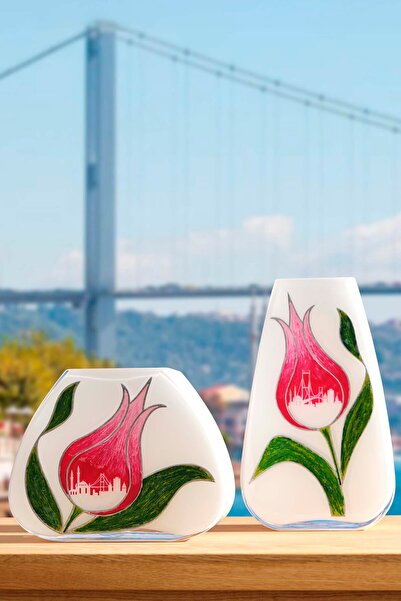 Paşabahçe Şehr-I Lale Vase, Stylish Decorative Vase