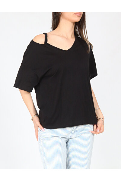 Evendi Tricou, Negru