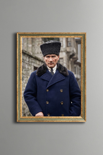 epiqart Mustafa Kemal Atatürk - Vintage Patterned Painting - Fine Model