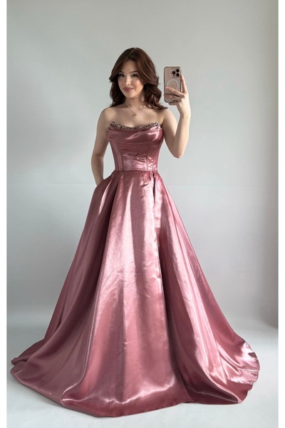 ayşenur Dinçer butik Aurora Abiye Gül Kurusu