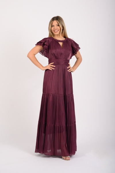 La Donna Rochie lungă din voal plisat – Eleganță fluidă