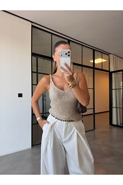BB Bensu Buyruk PULLU TRİKO ASKILI BLUZ TAŞ