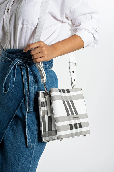Just Polo Women's Plaid Hand and Shoulder Bag Suitable for Daily Combinations...