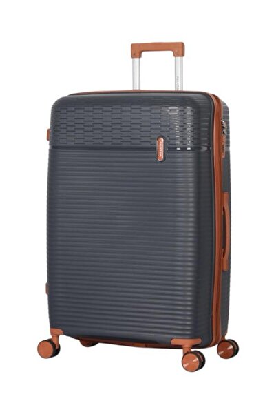 AVIATOR Aviator Shatter-Proof Travel Suitcase - 28" Pp Material,