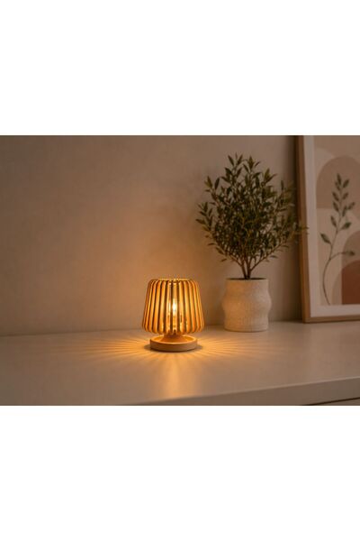 AksesuArt Minimalist İskandinav Masa Lambası – LED Mum Dahil, Dekoratif Aydın...