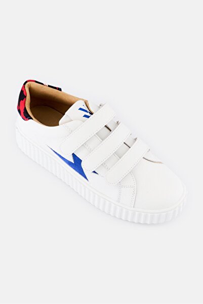 Vanessa Wu Women Susan Velcro Closure Casual Shoes, White