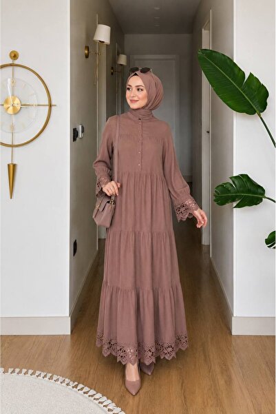 GÜZEL TRİKO KAYRA DANTELLİ UZUN ELBİSE