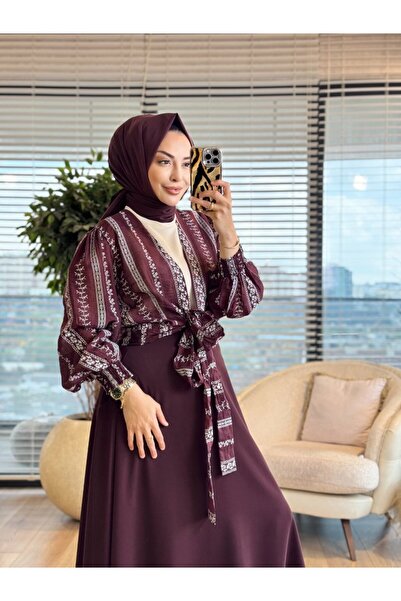 ALANURMODA 24422 كيمونو مزين بالزهور باللون الأحمر الداكن