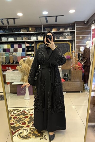 Orhan Kabartma Gül Ve Pul Detaylı Abaya