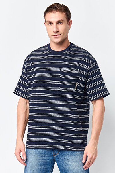 Calvin Klein Jeans Men Crew Neck Textured Short Sleeve T-Shirt, Multicolor