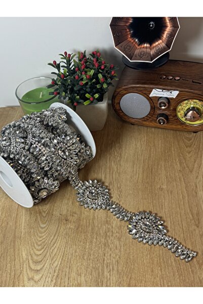 jasmina store Αυτοκόλλητη κορδέλα διακόσμησης με κρυστάλλινες πέτρες και λουλ...