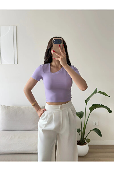 Zoom Butik Asimetrik Yaka Crop - LİLA