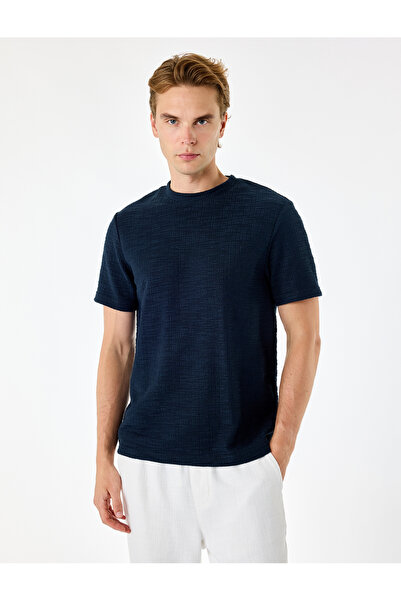 Koton Regular Fit Short Sleeve Textured Tok Fabric Crew Neck T-Shirt