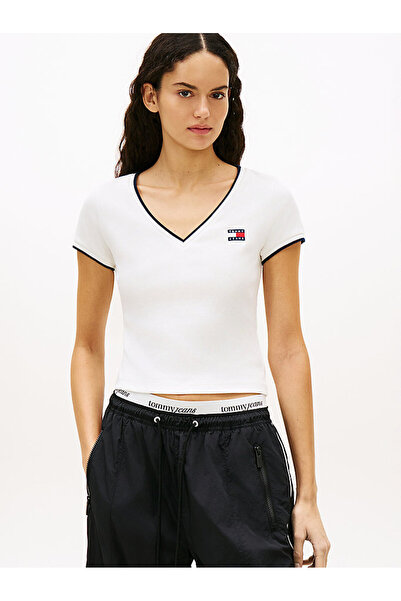 Tommy Hilfiger Kadın Slim Fit Badge T-shirt