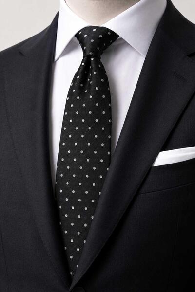 Kravatkolik Black Polka Dot Pattern Italian Silk Tie Ik2513