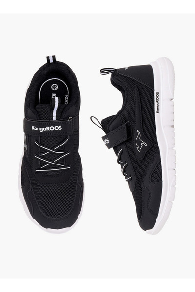 Kangaroos أحذية رياضية للأولاد مزودة بشريط لاصق
