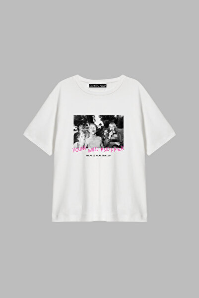 CİNEMA MODA Tricou alb pentru femei, cu imprimeu Young Wild N Free, cu croial...