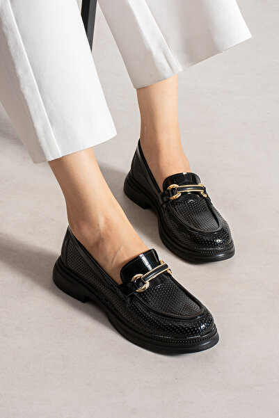 Hepici Women's Black Patent Leather Loafer Shoes with Chain Buckle, Casual Co...