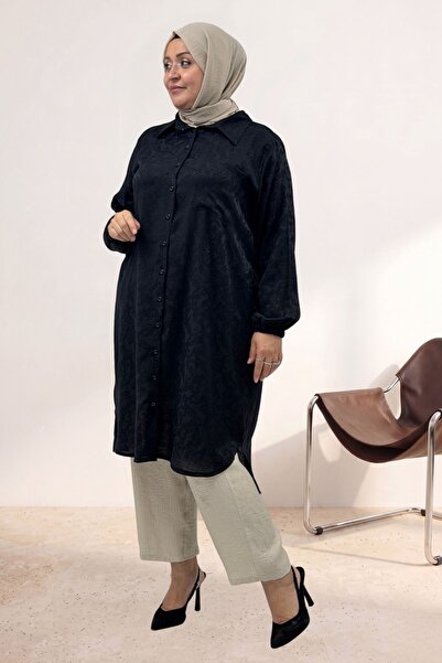 Eslina 68073 Plus Size Jacquard Strawberry Shirt with Side Slits - Black