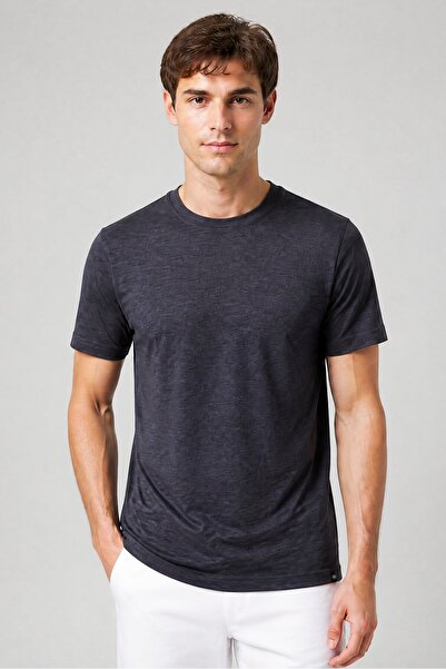 gaiam Men Slim Fit Short Sleeve Training T-Shirt, Dark Grey Heather