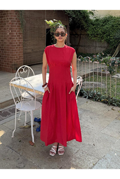 Dennis Lingo By Styli Red Sleeveless Maxi Dress