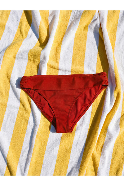 LC Waikiki Nevavm Gathered Women's Bikini Bottom with Difference
