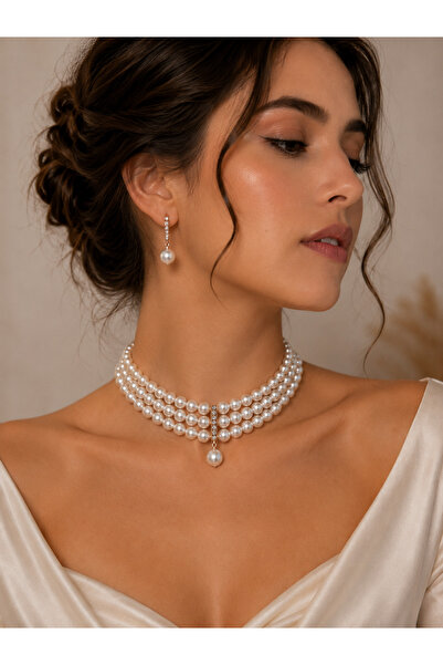 FAYRA ACCESSORIES Kristal Taşlı Üç Sıra İnci Tasma Kolye ve İnci Küpe Seti