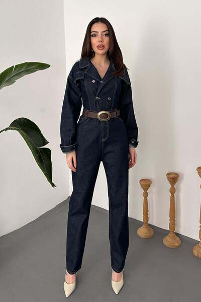 Clothes Fast Γυναικεία τζιν φόρμα σε σκούρο μπλε χρώμα με γιακά πουκάμισου, ζ...