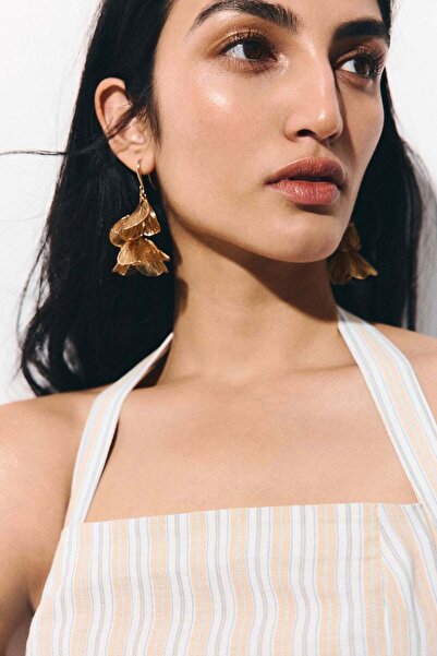 H&M Dangle earrings
