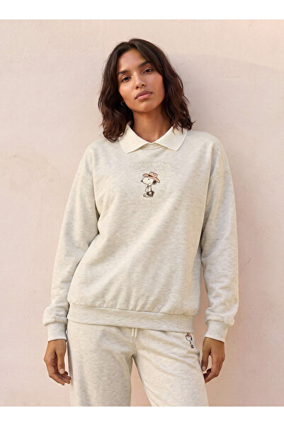 SP Characters CHR L CONTRAST COLLAR GRAPHIC SWEATSHIRT