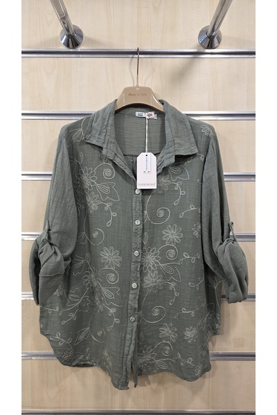 Park Moda Italian Shirt with Floral Embossing