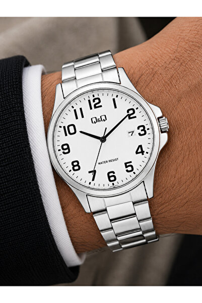 Q&Q Men's Wristwatch Silver Color with Calendar Casual and Classic Style Japa...