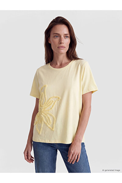 LC Waikiki Lcw Grace Yellow Embroidered 100% Cotton Women's T-Shirt