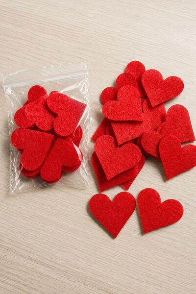 Kuzeylina Red Felt Heart 6 cm 3 mm Thickness Hobby Ornament Decoration Access...
