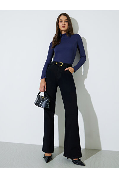 Styli Black Solid Flared Jeans