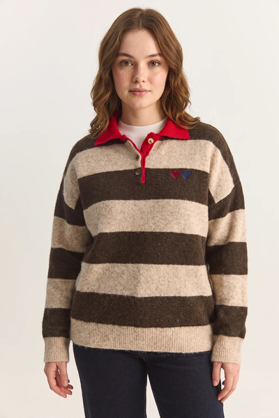 Efnaz style Women's Oversize Striped Polo Collar Heart Pattern Embroidered Kn...