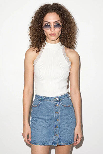 Generic Brand Women's Corded Lace Detailed Halter Neck White Blouse