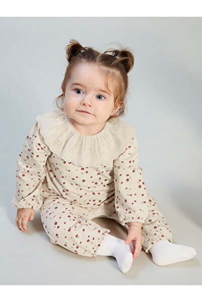 LC Waikiki Peter Pan Collar Floral Baby Girls' Jumpsuit