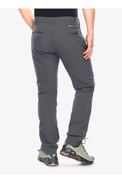 Patagonia Pantaloni Terravia Trail - gri forge 38 (XL)