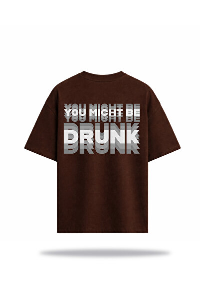 MIGHT BE DRUNK İllüzyon Grafik Baskılı Relaxed (Yarı Oversize) T-Shirt