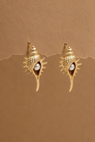 New Obsessions Deniz Minaresi Minimal Earrings