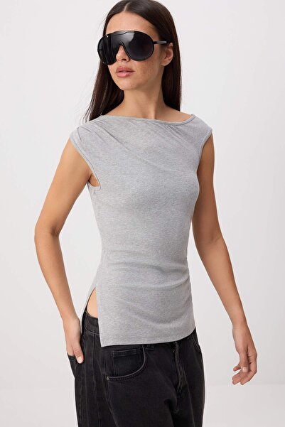 Trendyol Kollektion Grau melierte, figurbetonte, ärmellose, weich gestrickte ...