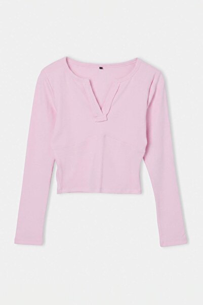Trendyol Collection Light Pink Straight Fitted V-Neck Standard Sleeve Long Cr...