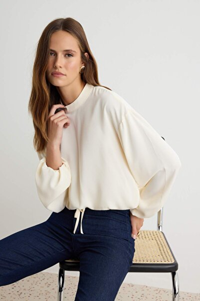 Trendyol Collection Cream Gathered Detailed Woven Blouse Twoaw27Bz00058